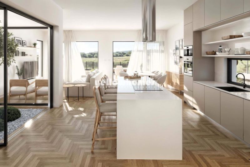 Golf-front villa with 3 bedrooms and swimming pool near Silves